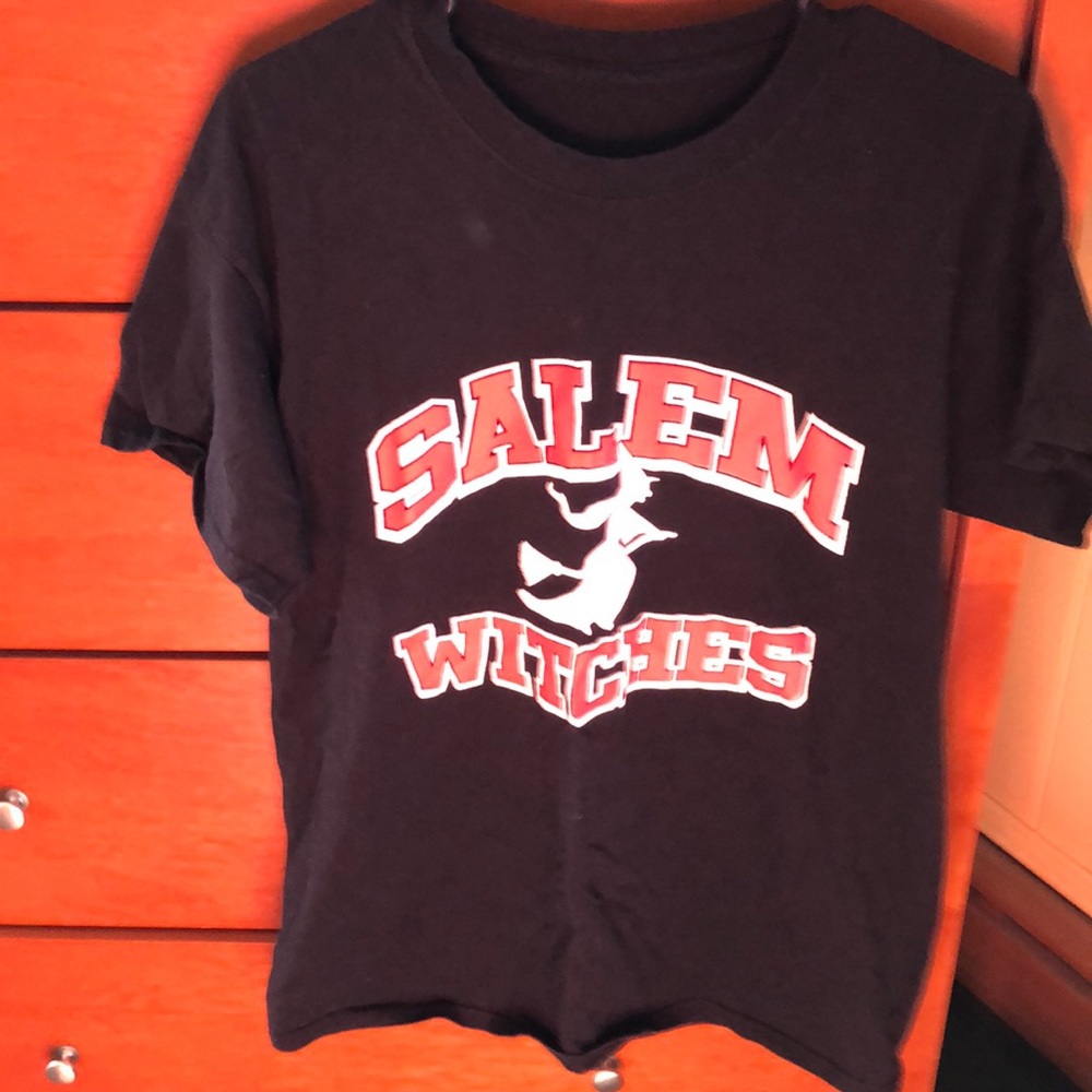 Salem Witches tee